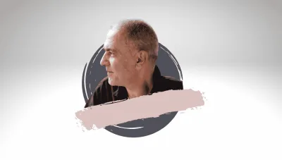 Algan Sezgintüredi: “Ben umut için, başında, bir yerlerinde ve esas sonunda gülebilme umudu için yazıyorum.”