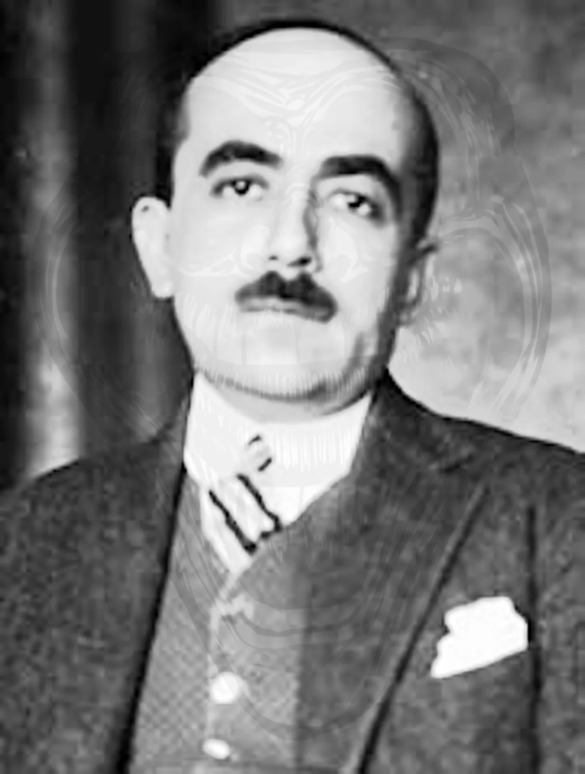 Yakup Kadri Karaosmanoğlu’nun portresi